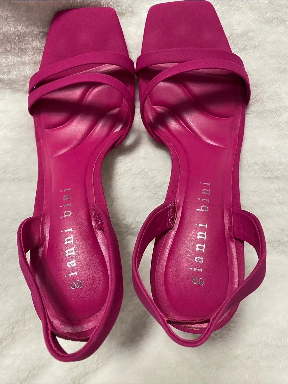 Gianni Bini bold fuchsia